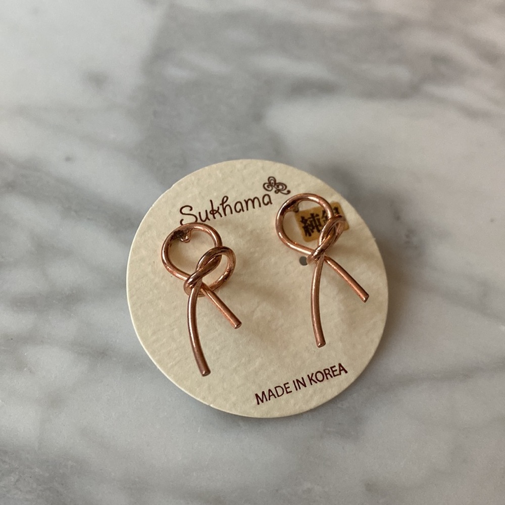 Earrings - Picture 2 of 4